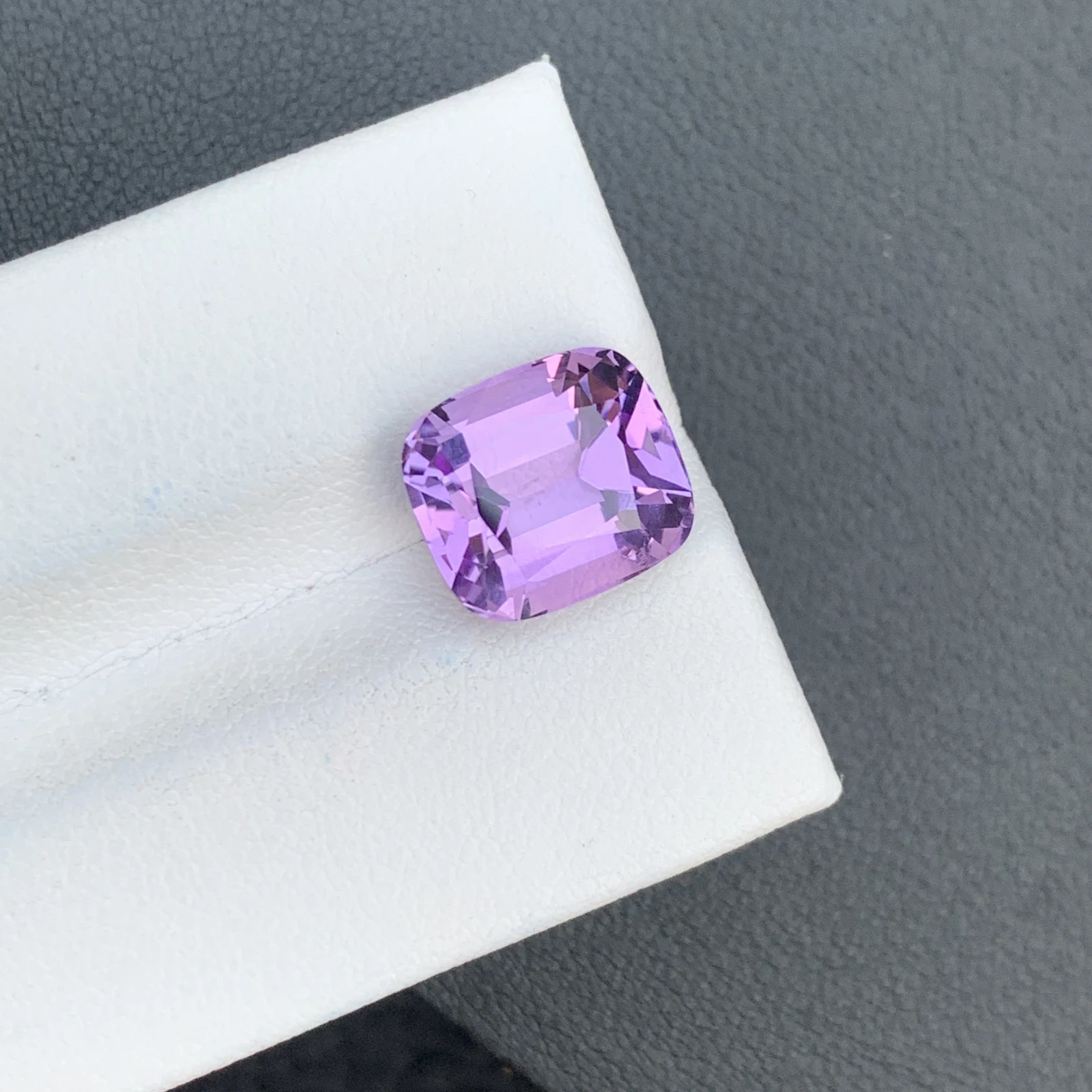 5.64 ct Natural Purple Amethyst Cushion Shape Loose Gemstone — view 7